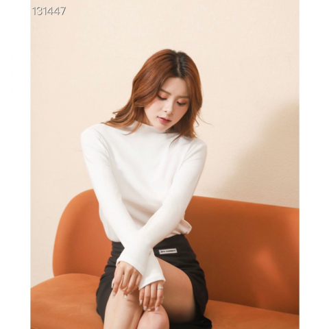 椰油磨毛小立领打底衫M金属标 2个尺码