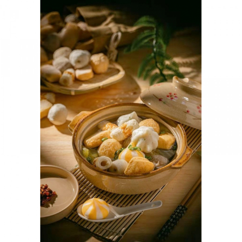 火锅鱼丸 混合在一起